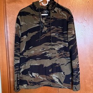 Billabong Camo Fleece Hoodie in Olive, Black & Brown Men’s S